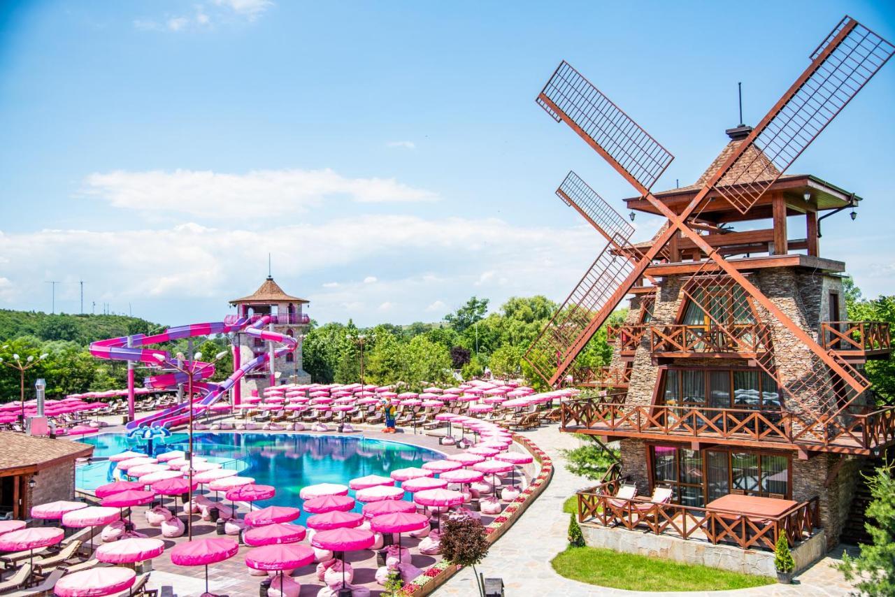 Hotel The Wind Mills Hydropark à Gorna Malina Extérieur photo