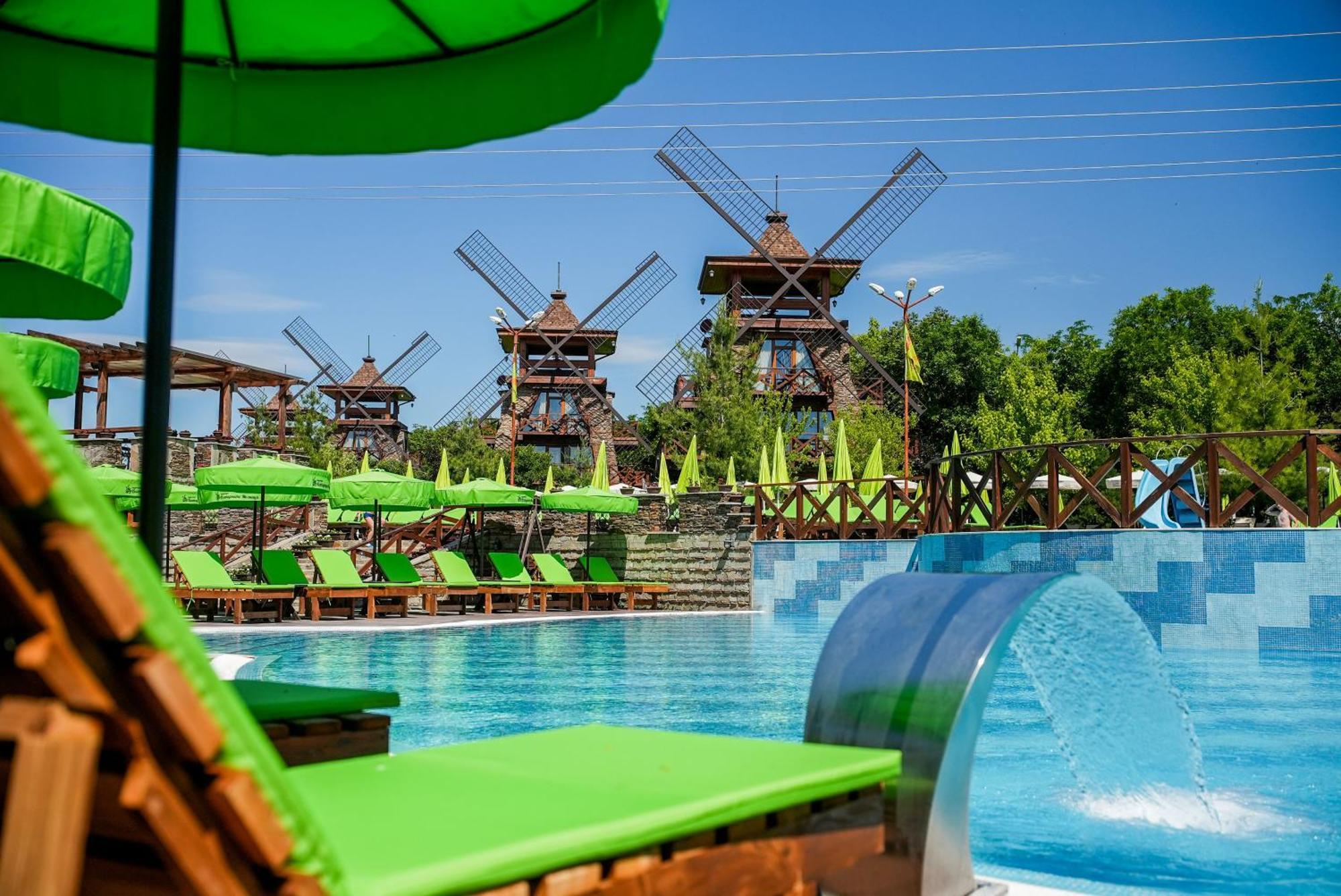 Hotel The Wind Mills Hydropark à Gorna Malina Extérieur photo