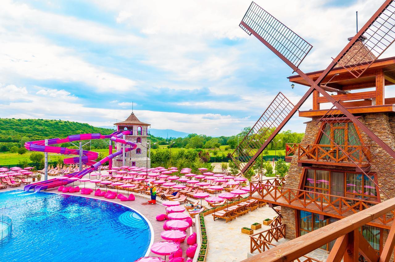 Hotel The Wind Mills Hydropark à Gorna Malina Extérieur photo